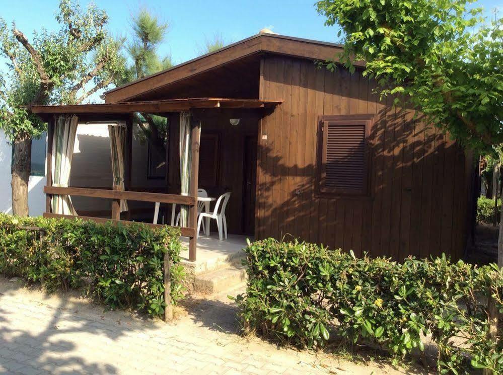 Girasole Eco Family Village Fermo Exterior photo